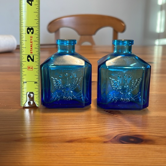 RARE! Wheaton NJ Daniel Webster Recorder Blue Glass Inkwell Bottles (pair of 2) - Picture 7 of 8